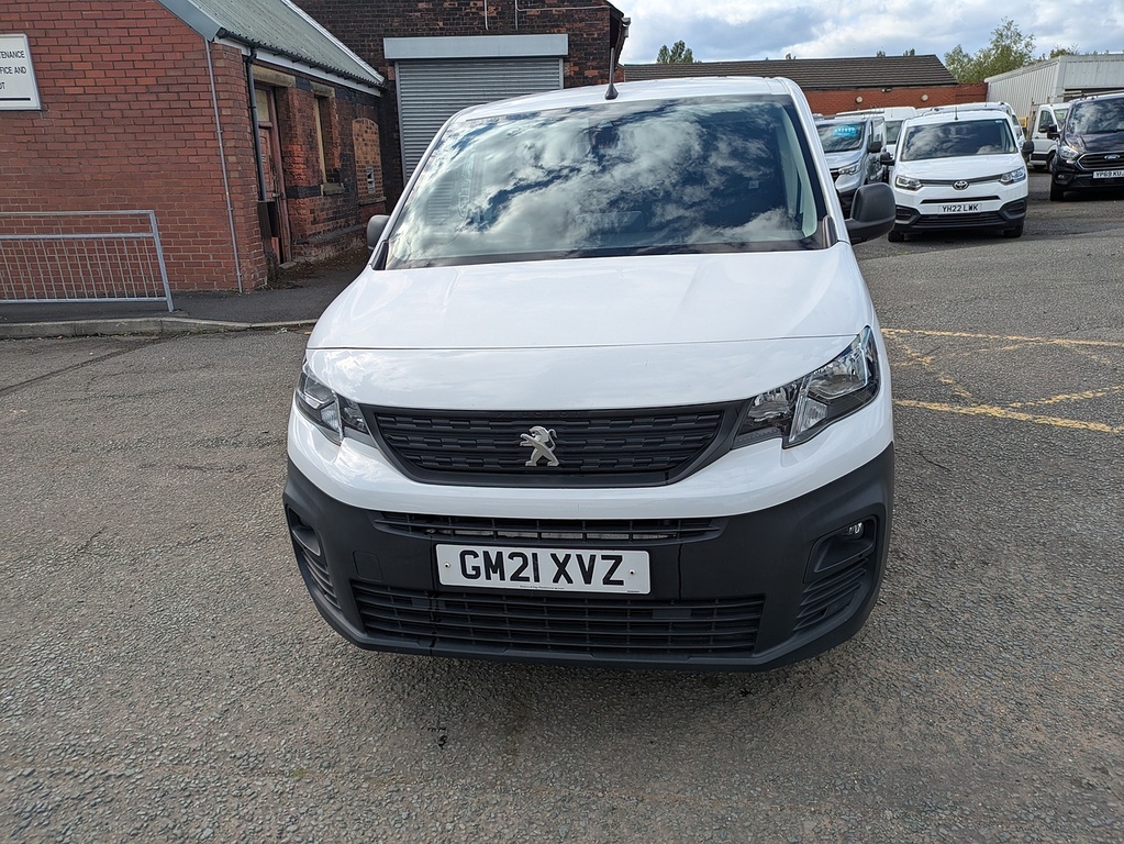 Peugeot Partner Bluehdi 1000 Professional White #2