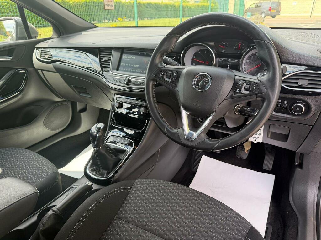 Vauxhall Astra Hatchback 1.6 Cdti Blueinjection Sri VX Line Euro DV17ZYM Grey #2