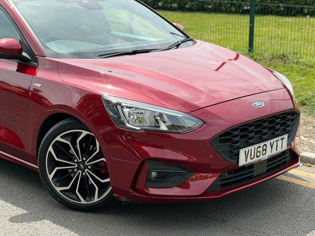 Ford Focus Hatchback 1.5 Ecoblue St-line X Euro 6 Ss VU68YTT Red #3