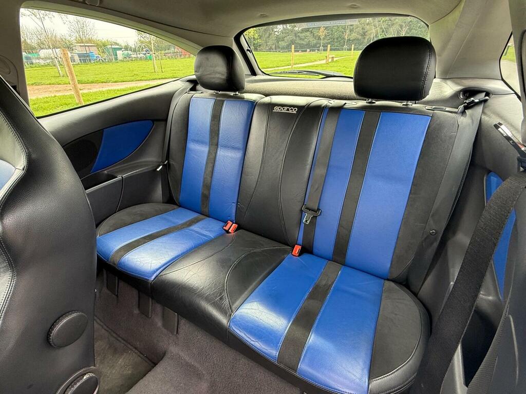 Ford Focus 1.6I 16V Zetec Hatchback 165 G Blue #18