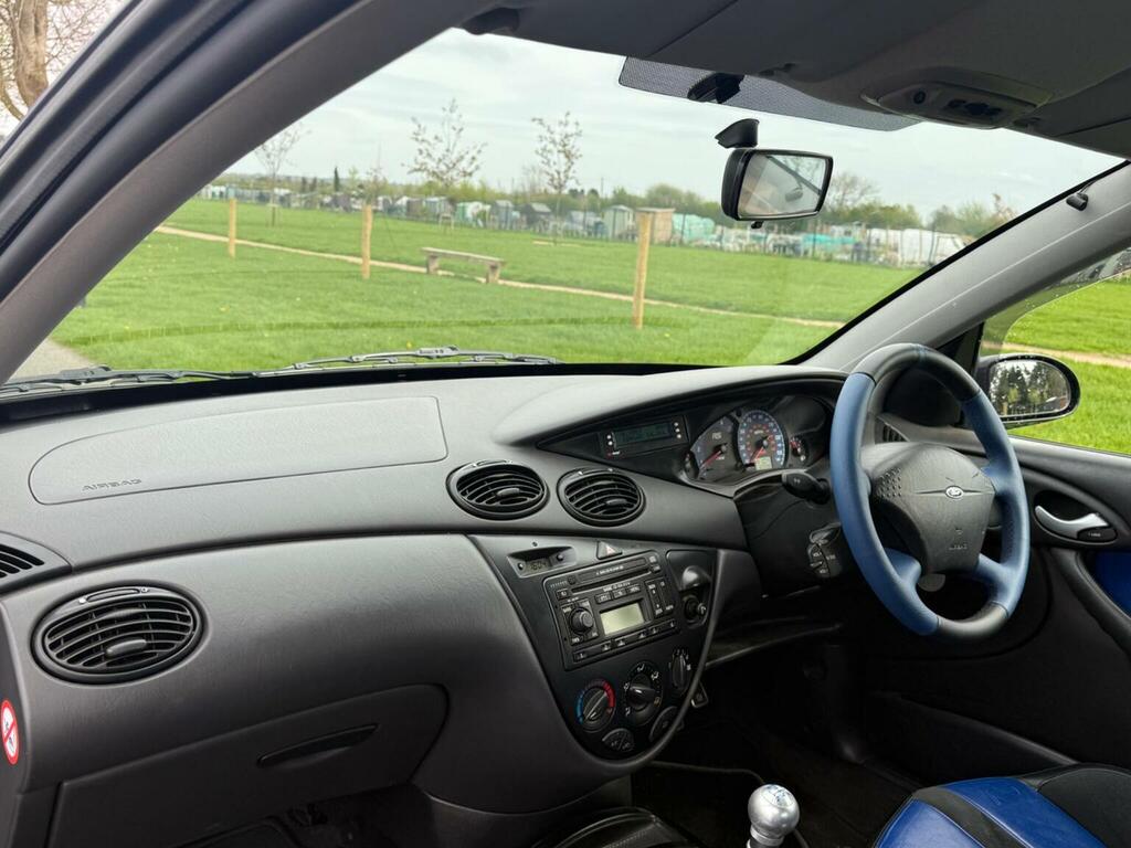 Ford Focus 1.6I 16V Zetec Hatchback 165 G Blue #17
