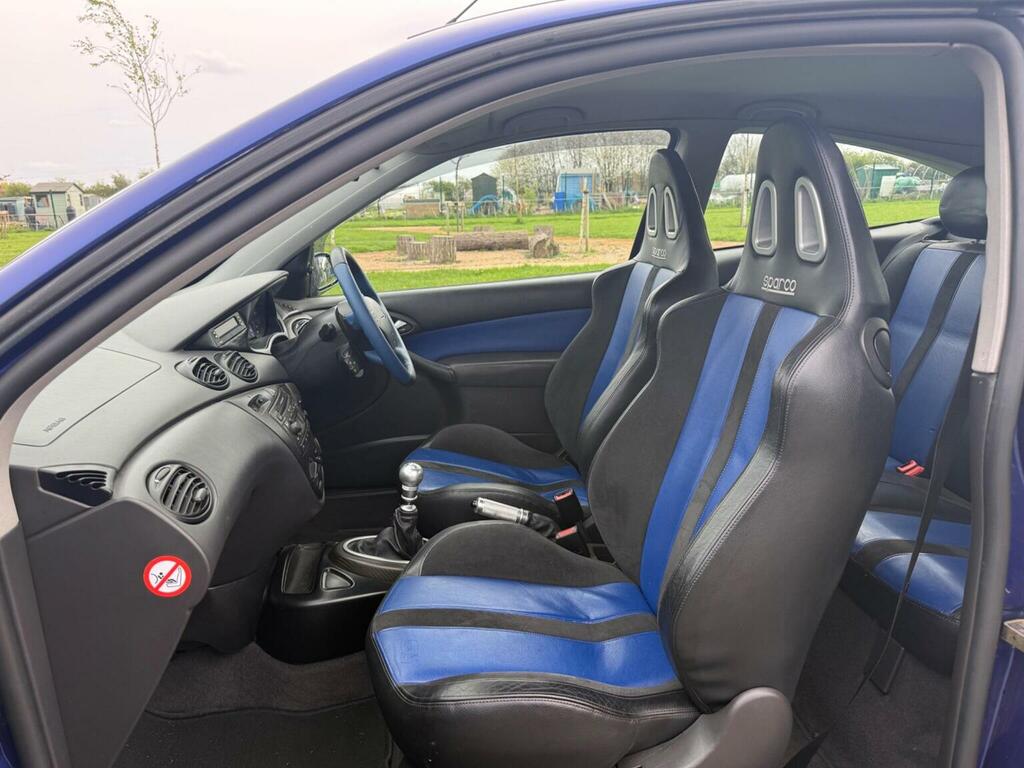 Ford Focus 1.6I 16V Zetec Hatchback 165 G Blue #16