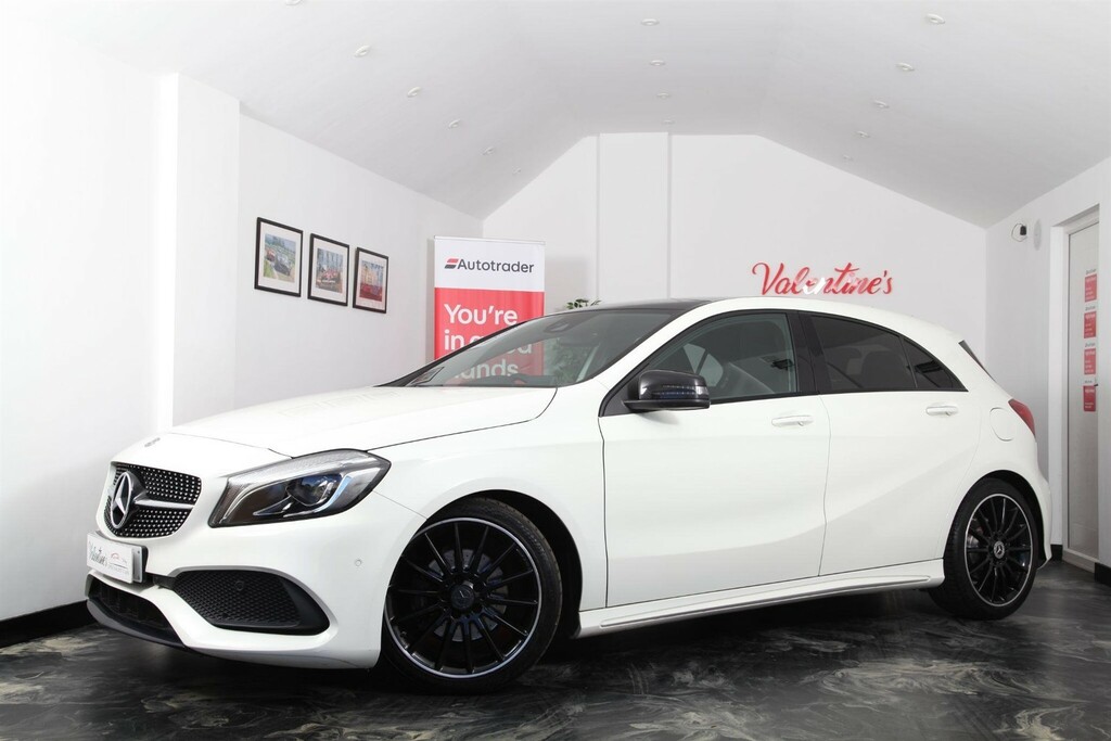 Mercedes-Benz A Class 1.6 Amg Line Premium Plus 7G-dct Euro 6 Ss HD17JFN White #2