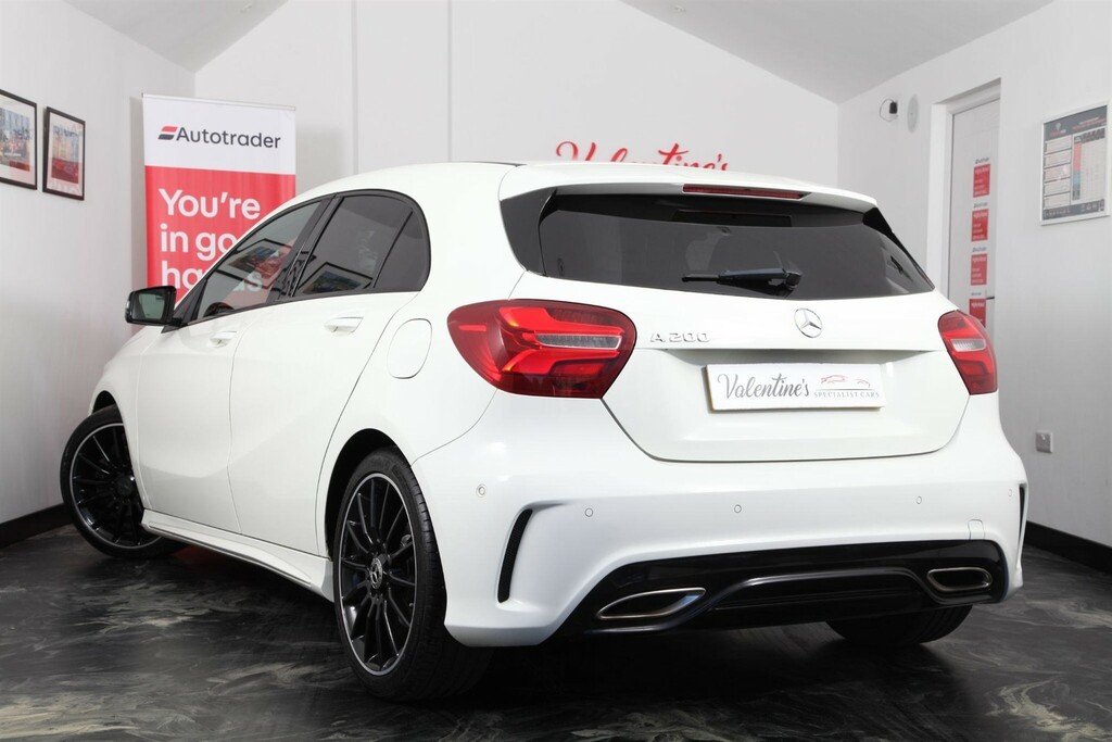 Mercedes-Benz A Class 1.6 Amg Line Premium Plus 7G-dct Euro 6 Ss HD17JFN White #5