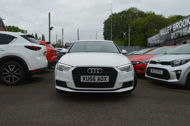 Audi A3 1.4 Tfsi Cod Se Hatchback Euro 6 KU66AOX White #2