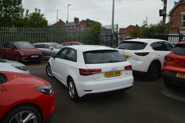 Audi A3 1.4 Tfsi Cod Se Hatchback Euro 6 KU66AOX White #4