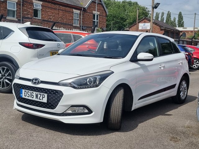 Hyundai I20 1.2 Go Hatchback Euro 6 84 Ps DS16WZP White #3