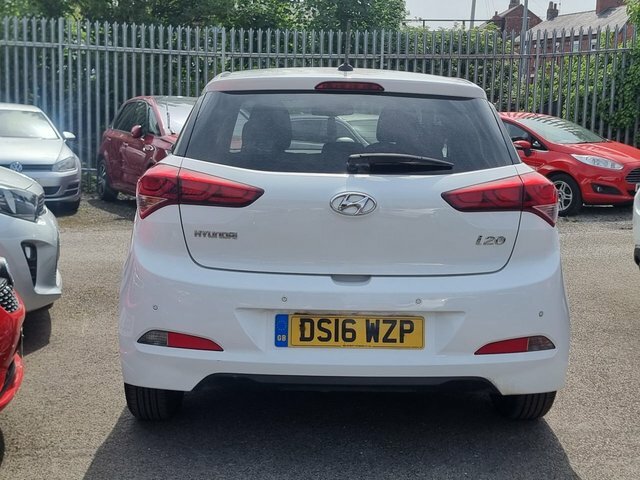 Hyundai I20 1.2 Go Hatchback Euro 6 84 Ps DS16WZP White #5
