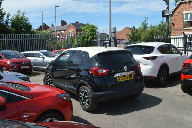 Renault Captur 1.5 Dci Energy Dynamique S Nav Suv VO65PZR Black #3