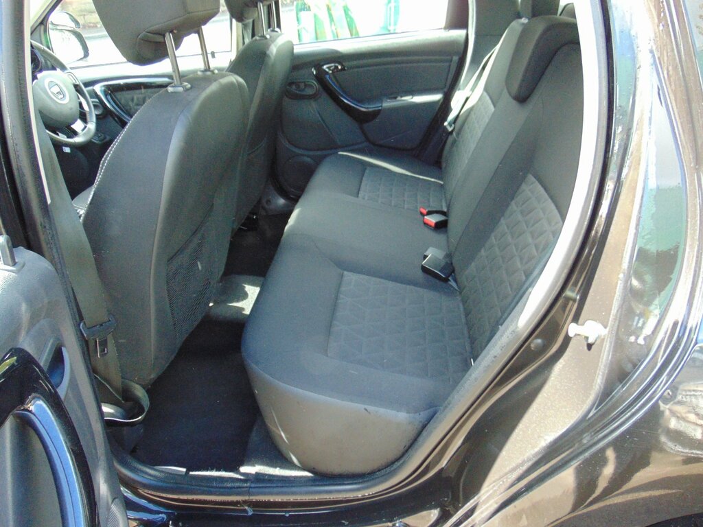 Dacia Duster 1.5 Dci Laureate Suv 4Wd Euro 6 YE16YKU Black #6