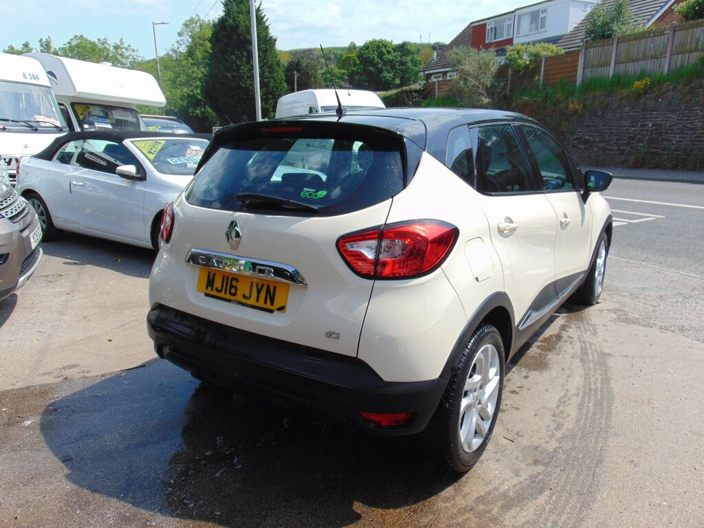 Renault Captur 1.5 Dci Energy Dynamique Nav Suv MJ16JYN White #3