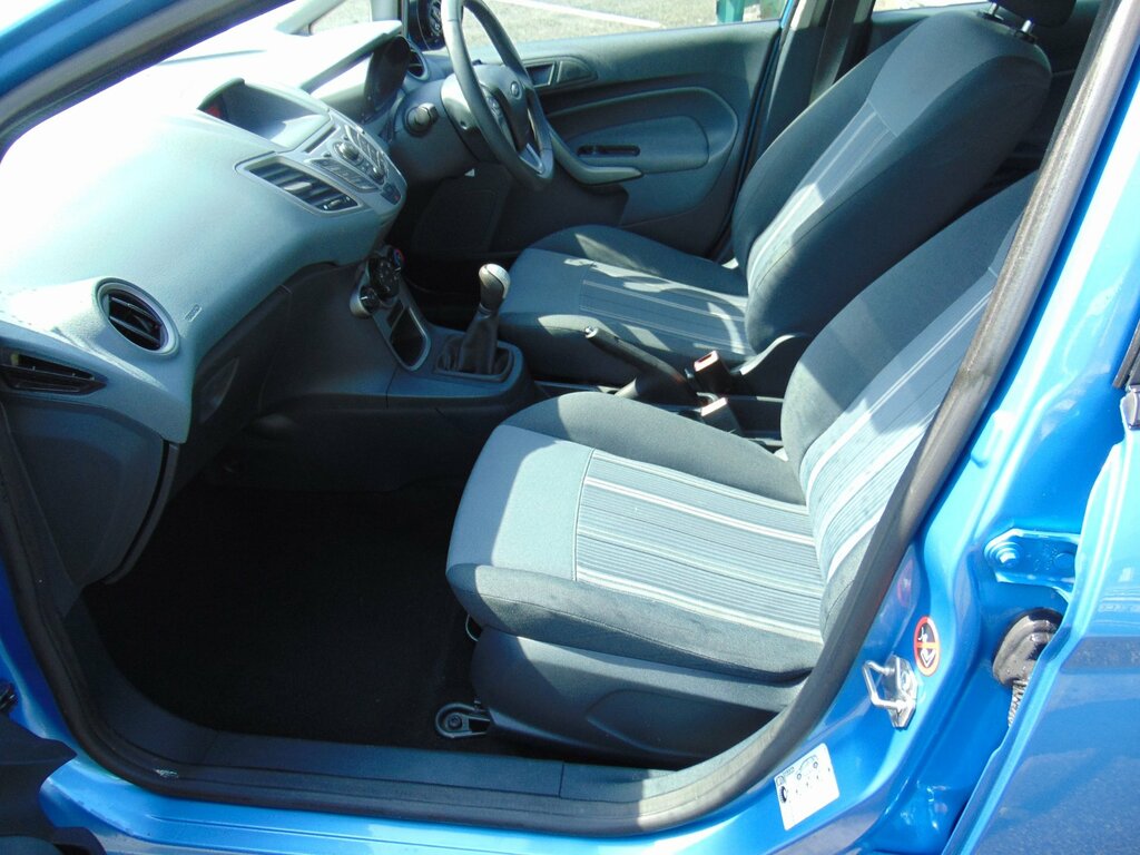 Ford Fiesta 1.25 Style Hatchback 133 Gkm Blue #5