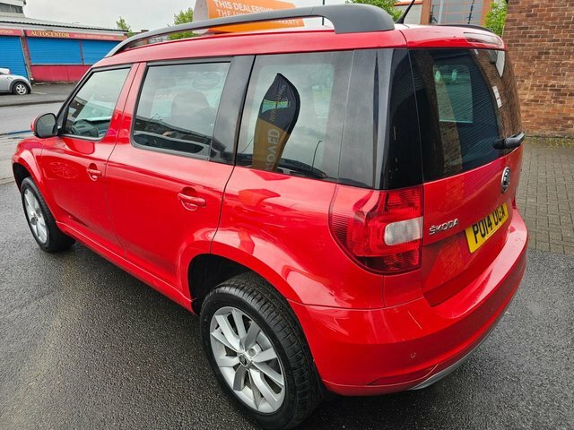 Skoda Yeti 2014 1.2 Tsi Se Suv Euro 5 105 Red #3