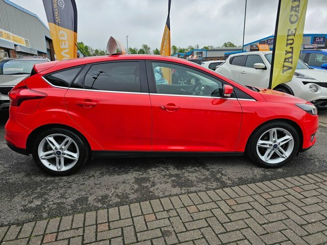 Ford Focus 2018 1.5 Tdci Zetec Edition Hatchback M YX68RVM Red #5