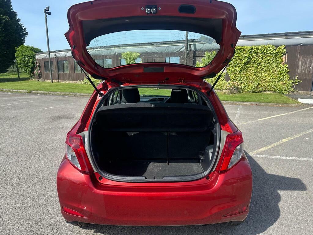 Toyota Yaris 1.33 Dual Vvt-i Tr Euro 5 Red #6