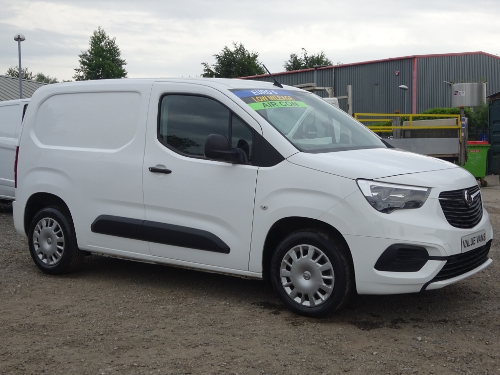 Vauxhall Combo Cargo Sportive L1 DL21WDR White #6