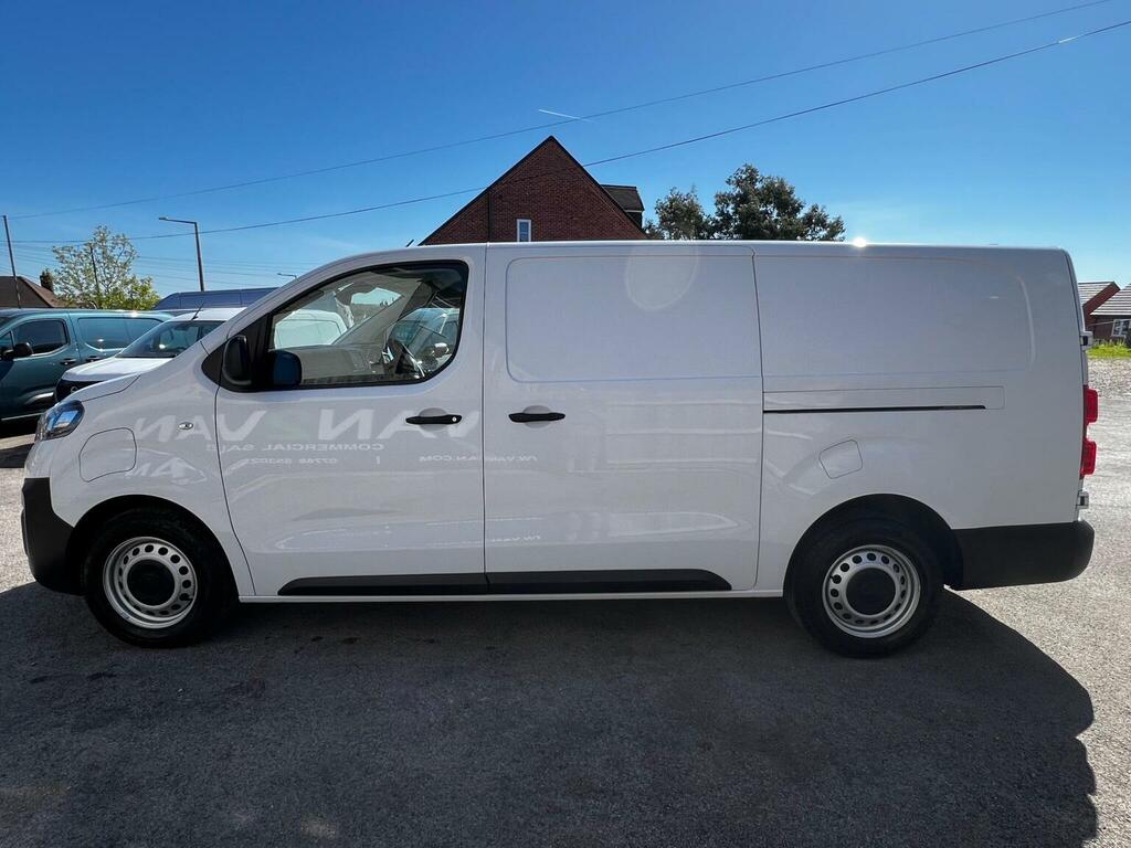 Vauxhall Vivaro Panel Van 3100 50Kwh Prime L2 H1 6Dr 7.4Kw C DE25HLO White #3