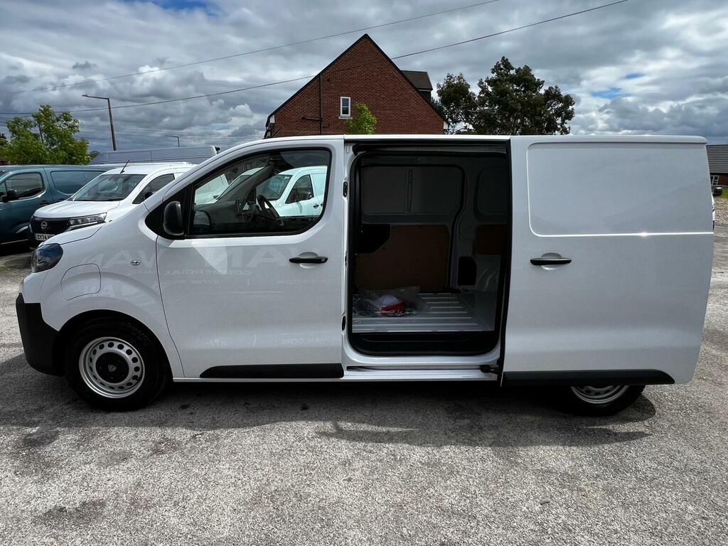 Peugeot E-Expert Panel Van 75Kwh Professional Standard Panel Van Au BC24VGX White #4