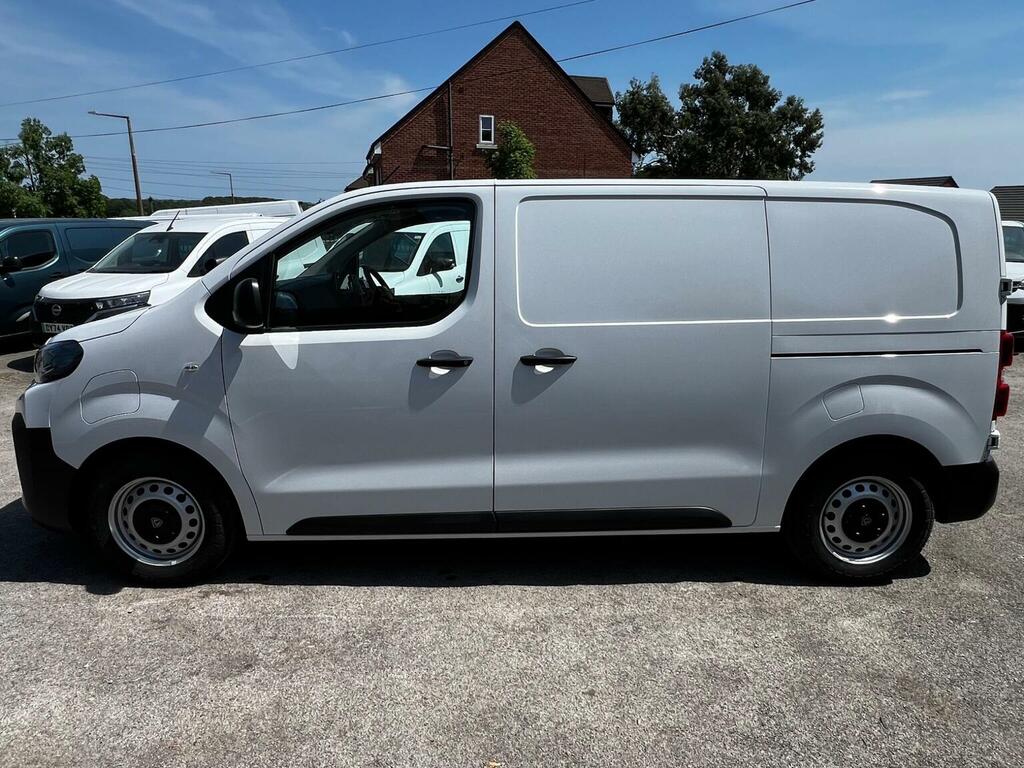 Peugeot E-Expert Panel Van 75Kwh Professional Standard Panel Van Au BG74MWO White #3