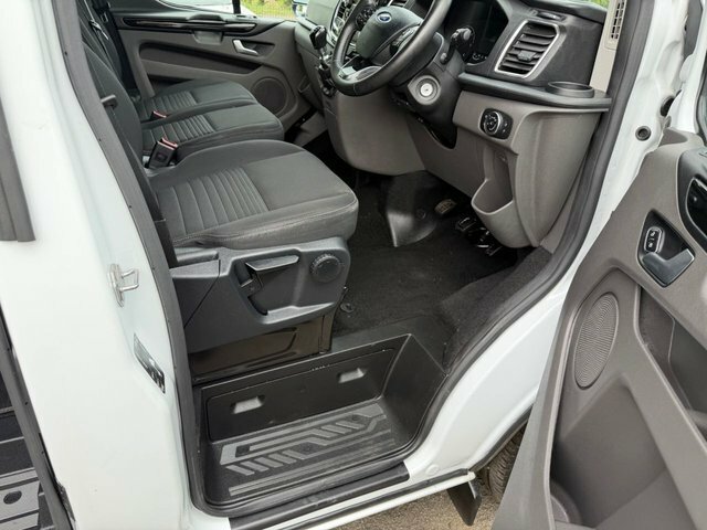 Ford Transit Custom 320 Ecoblue Limited Crew DY73FDG White #6