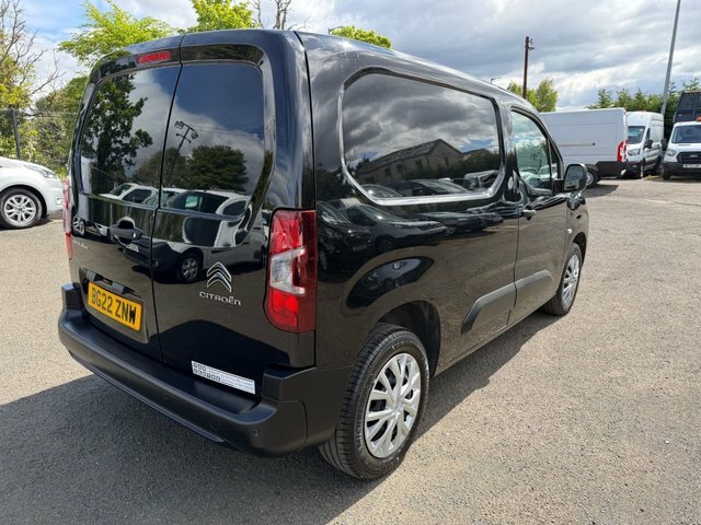 Citroen Berlingo Bluehdi 1000 Enterprise M Black #2