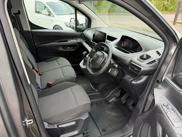 Peugeot Partner Bluehdi 1000 Professional Standard LO70SNY Grey #3