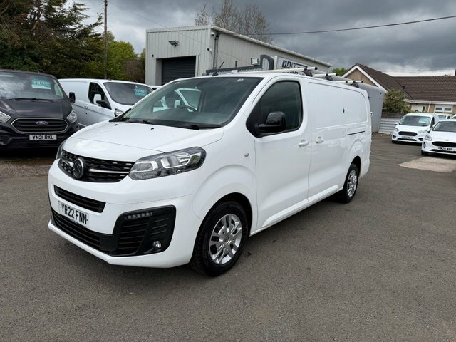 Vauxhall Vivaro Turbo D 2900 Sportive White