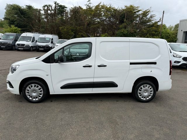Vauxhall Combo Turbo D 2300 Sportive White #6