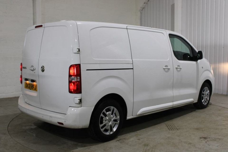 Vauxhall Vivaro Vivaro 2700 Sportive Ss DV21RFJ #2
