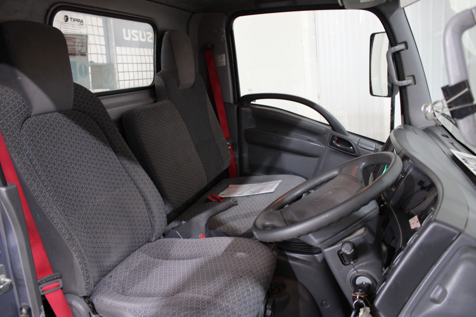 Isuzu  Dropside Swb L1 Grey #8