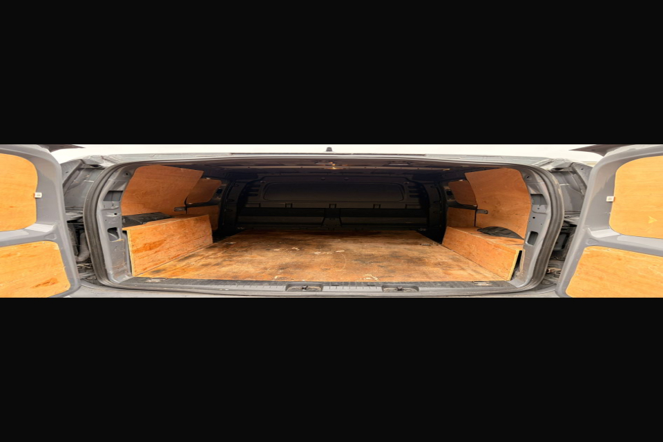 Volkswagen Caddy Maxi Caddy Maxi C20 Commrce Tdi KN22YMD #3