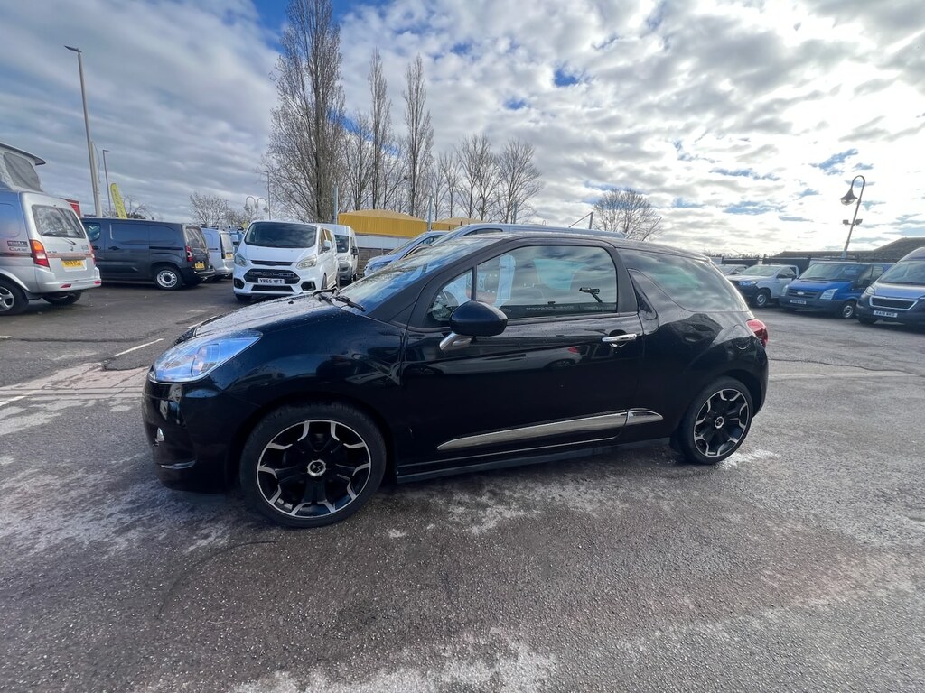 DS DS 3 1.6 Bluehdi Dstyle Black
