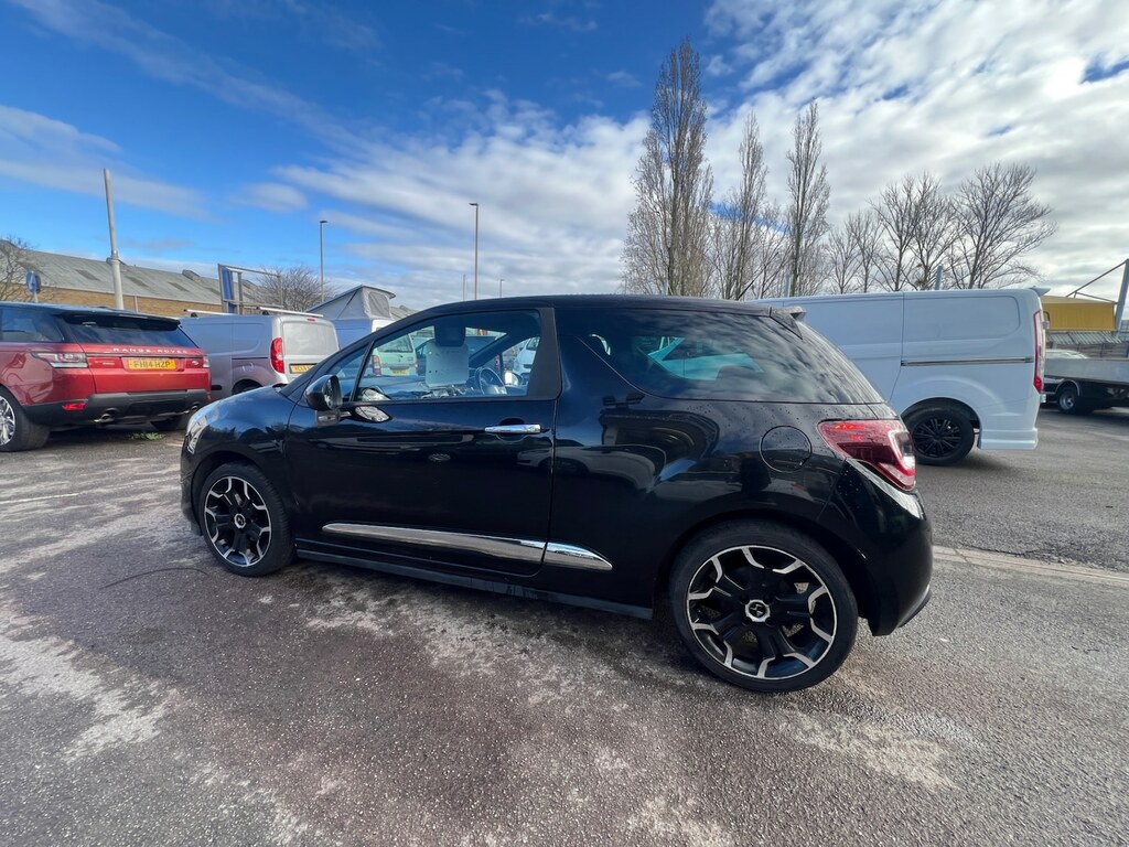DS DS 3 1.6 Bluehdi Dstyle FX16MWD Black #4
