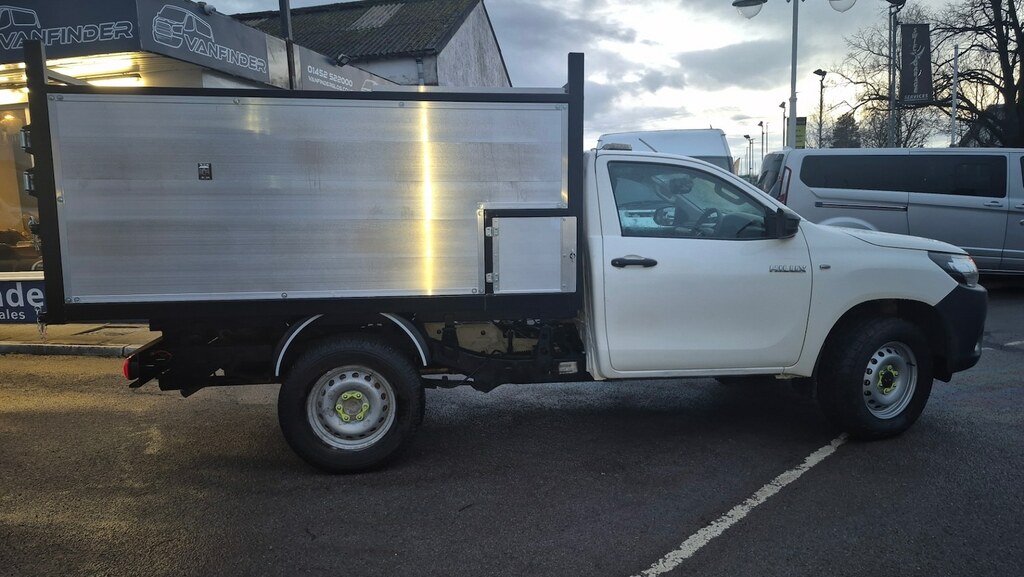 Toyota HILUX Active Pick Up 2.4 D-4d FH69ODU White #3