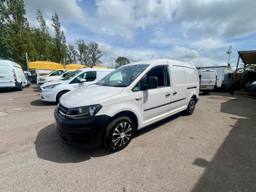 Volkswagen Caddy Maxi 2.0 Tdi Bluemotion Tech 102Ps Startline Van GJ17YSW White #3