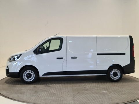 Nissan Primastar 2.0 Dci Visia FY72XGZ #4
