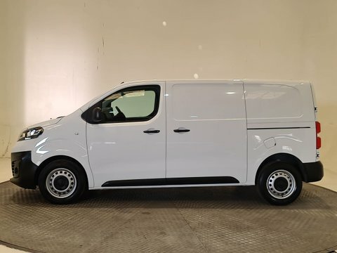 Vauxhall Vivaro 1.5 Turbo D DS23KRN #4