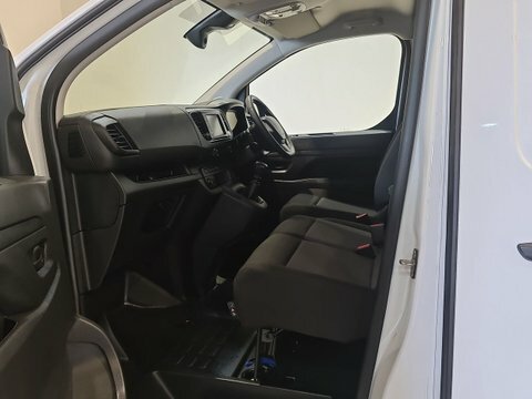 Peugeot Expert 1.5 Bluehdi 1000 MC73UWY #6