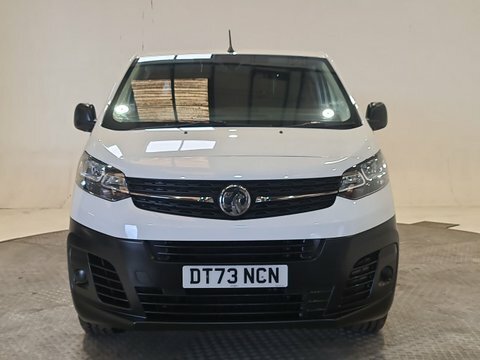 Vauxhall Vivaro 1.5 Turbo D DT73NCN #2
