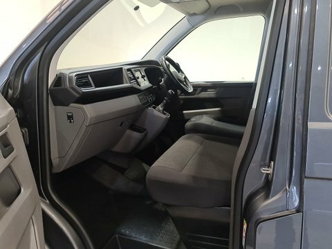 Volkswagen Transporter 2.0 Tdi T28 GJ72VUE #6