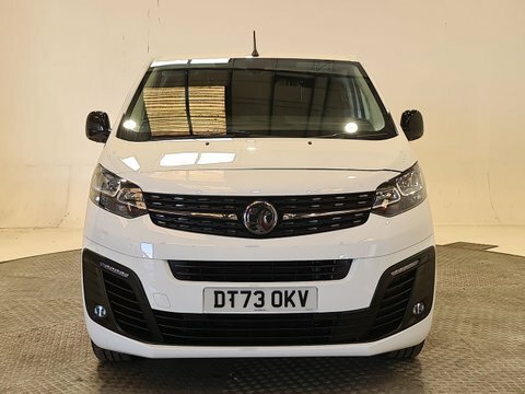 Vauxhall Vivaro 1.5 Turbo D DT73OKV #2