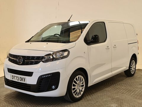 Vauxhall Vivaro 1.5 Turbo D DT73OKV #3