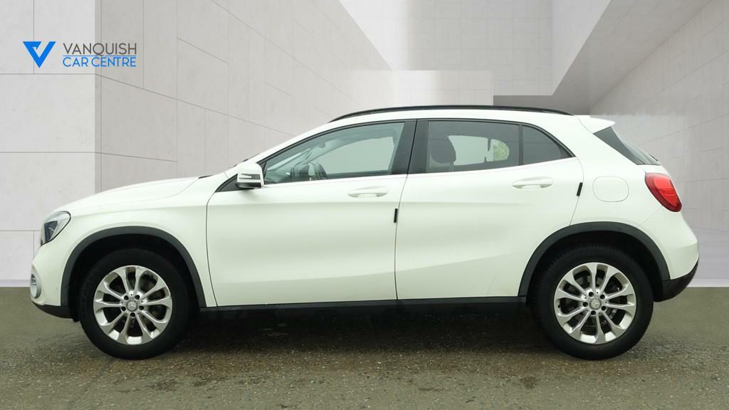 Mercedes-Benz GLA Class 2.1 Gla200d Se Suv 7G-dct Euro 6 S S LM17TSX White #5