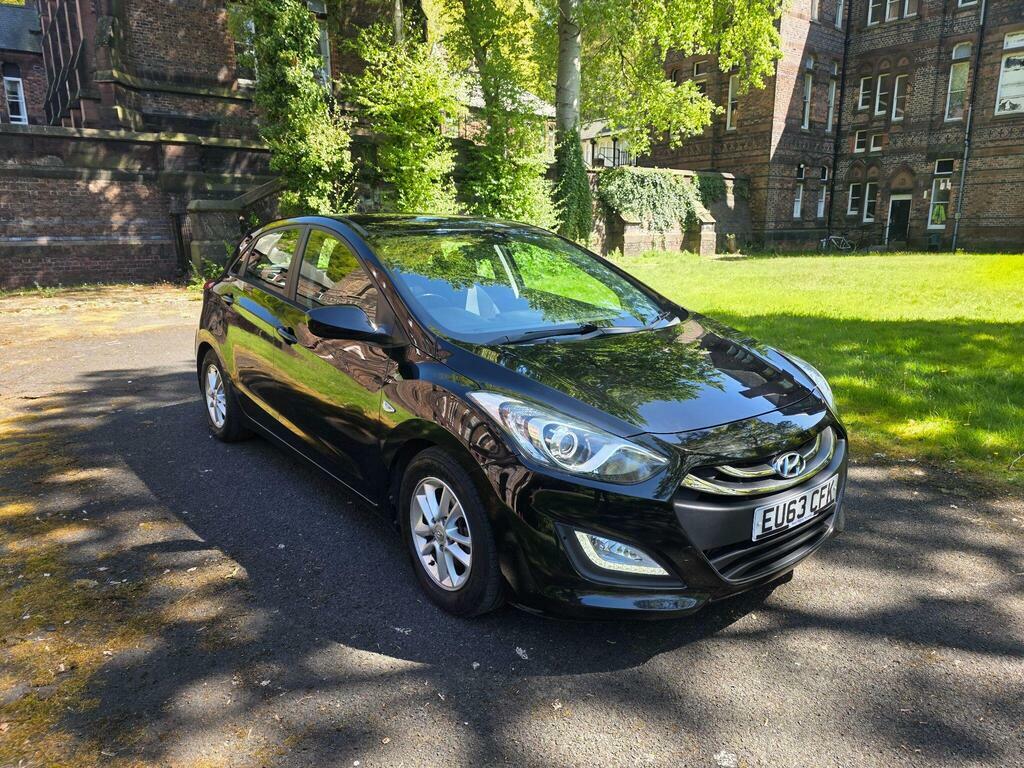 Hyundai I30 1.6 Crdi Blue Drive Active Euro 5 S S Black