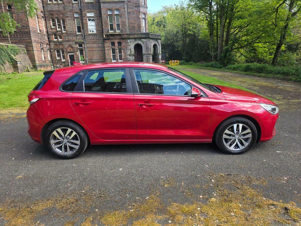 Hyundai I30 1.4 T-gdi Blue Drive Se Nav Dct Euro 6 S S Red #6