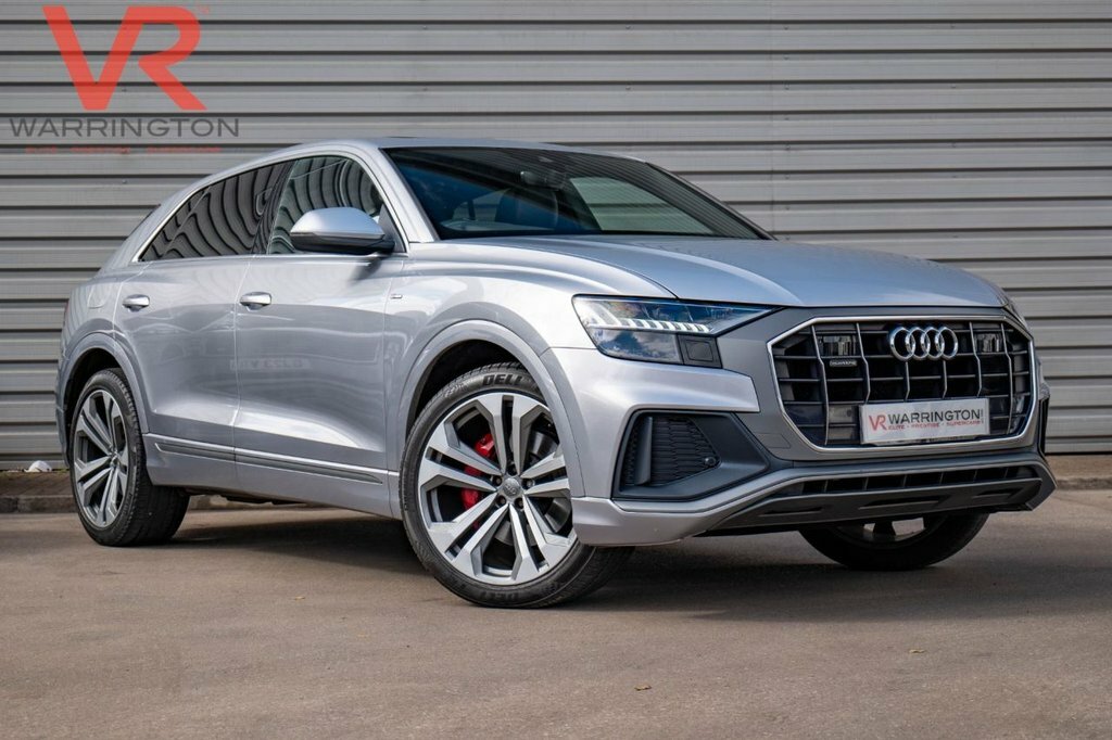 Audi Q8 3L S Line Silver