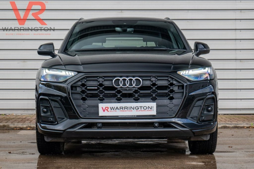 Audi Q5 2L Edition 1 DS23XTP Black #4