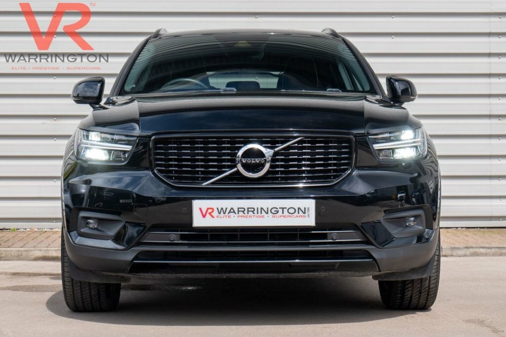 Volvo XC40 2L R-design LA68KHC Black #4