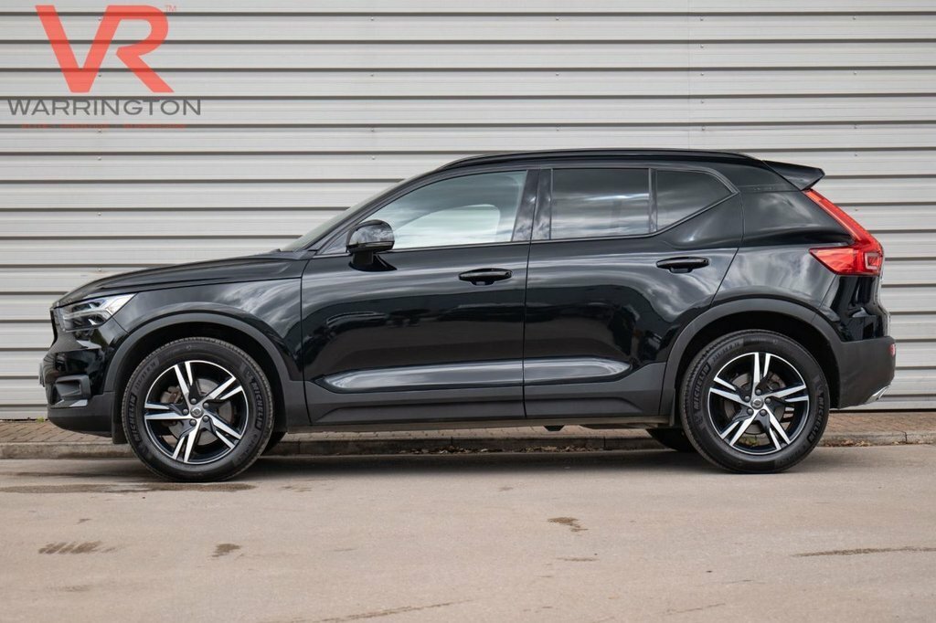 Volvo XC40 2L R-design LA68KHC Black #6