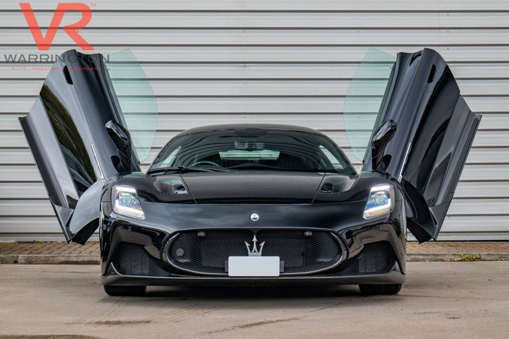 Maserati MC20 3L Null Black #6